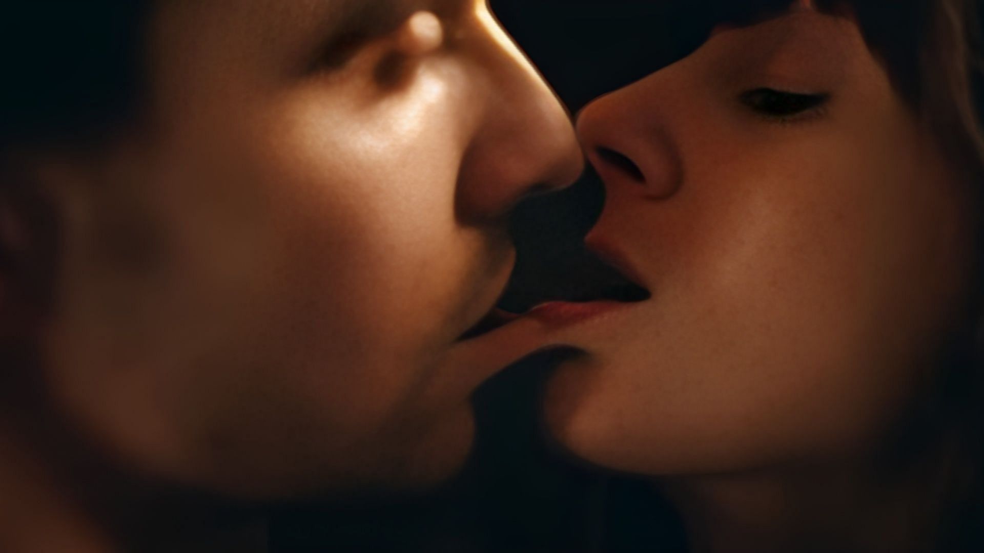 Intimacy takes a disturbing turn in the Together ending, where love and horror collide. (Image via NEON)